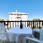 Apartment In Lido Di Jesolo 25174
