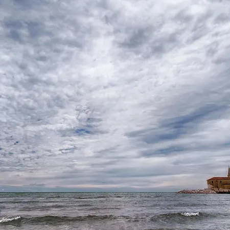 In 25174 Lido di Jesolo